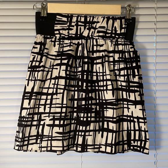 Black & White A. Byer A-line Miniskirt - Picture 2 of 7